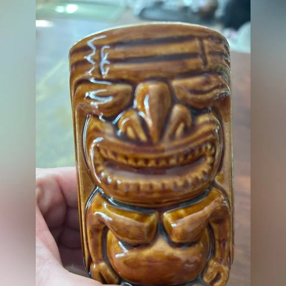 Vintage Tiki Mug Hawaiian 2- Sided
Brown Glazed 8 OZ - Picture 1 of 5